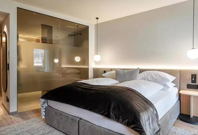 Отель Das Paradies