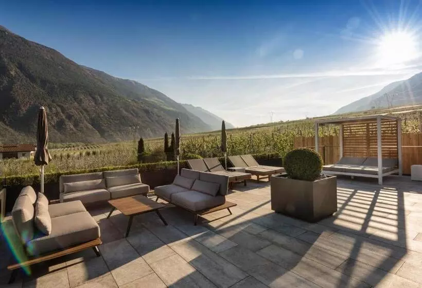 Отель Das Paradies