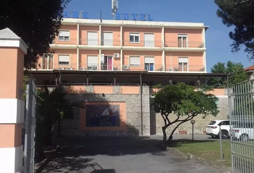 בית מלון כפרי Park