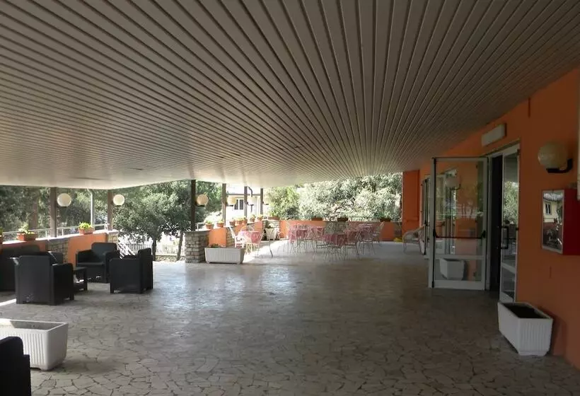 בית מלון כפרי Park