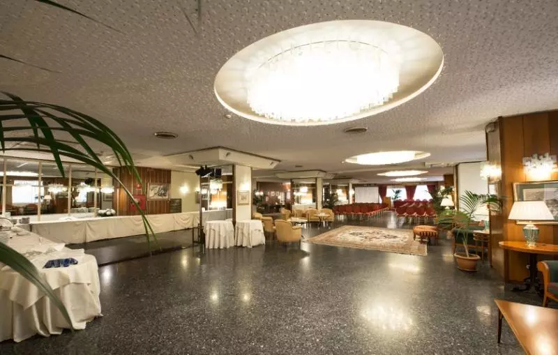 ホテル Royal Palace