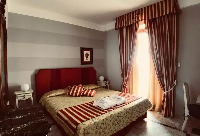 Отель Shelley E Delle Palme, Bw Signature Collection