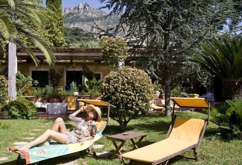 Villa Angela Hotel & Spa