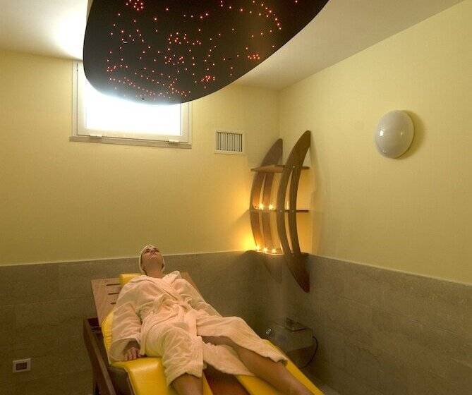 Villa Angela Hotel & Spa