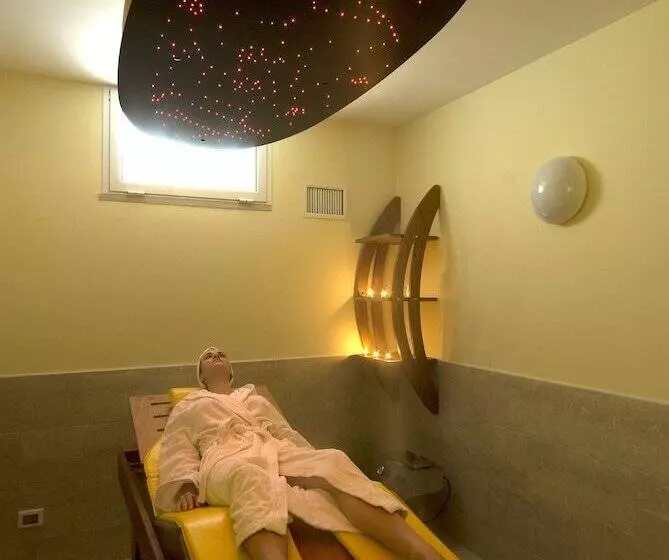 Villa Angela Hotel & Spa