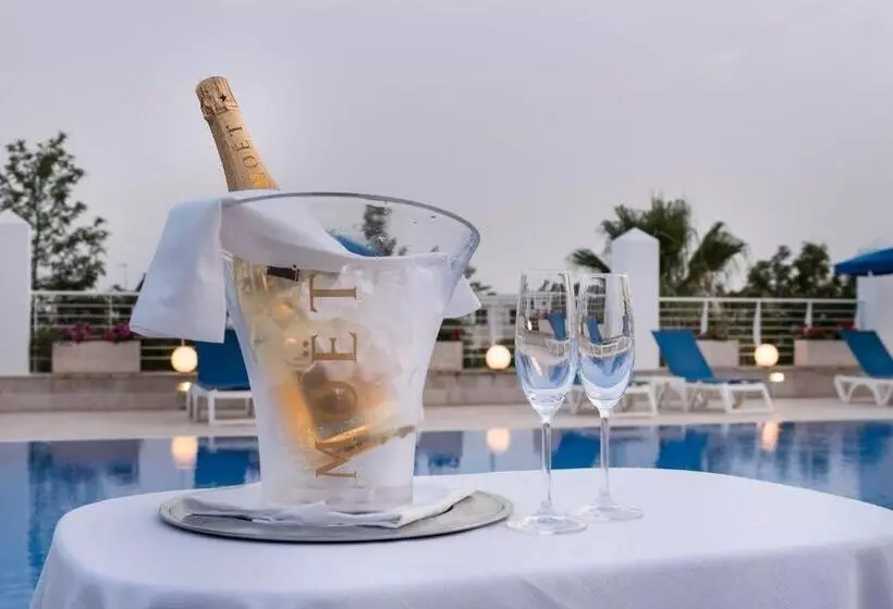 Club Azzurro Hotel & Resort