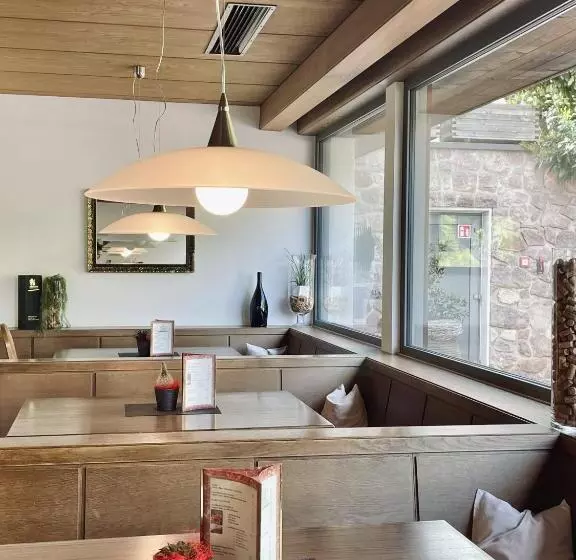 Отель Am Wolfgrubenersee