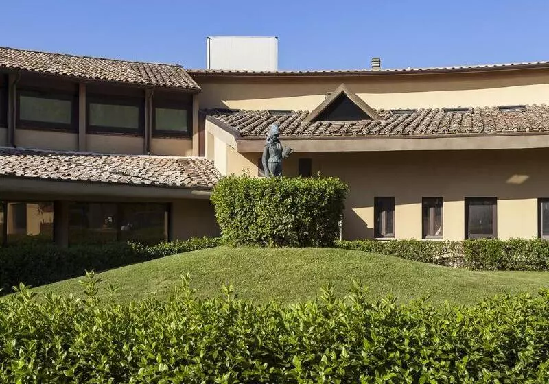 فندق Bluebay Colle Della Trinità Perugia