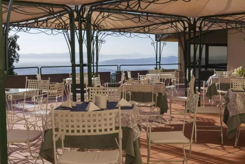 فندق Bluebay Colle Della Trinità Perugia