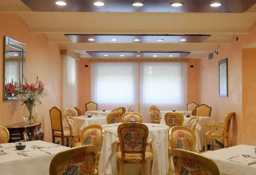 Central Park Hotel Modena