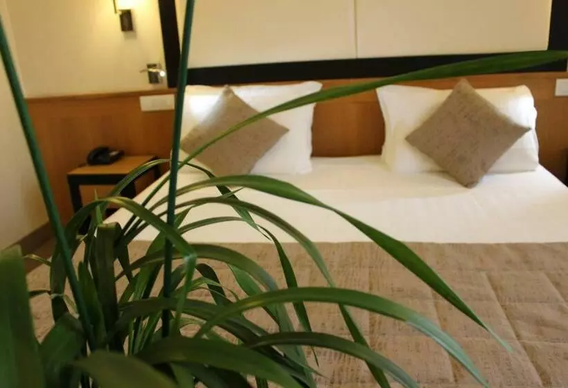 هتل Daniel & Ristorante Cocchi