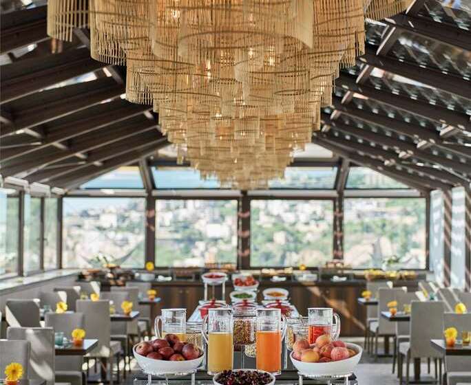 هتل De Bonart Naples Curio Collection By Hilton