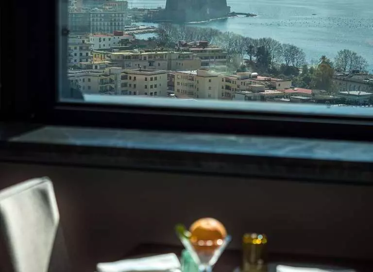 هتل De Bonart Naples   Curio Collection By Hilton