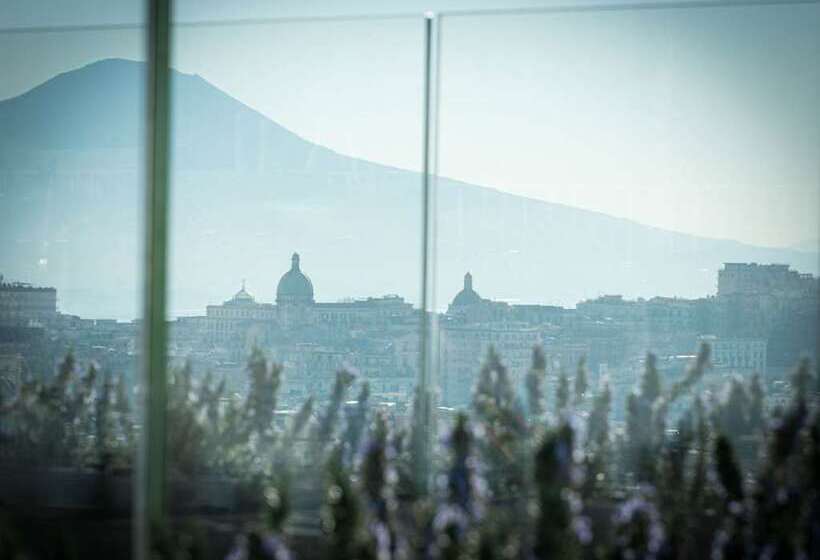 هتل De Bonart Naples Curio Collection By Hilton