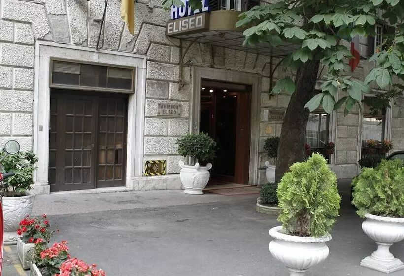 酒店 Eliseo