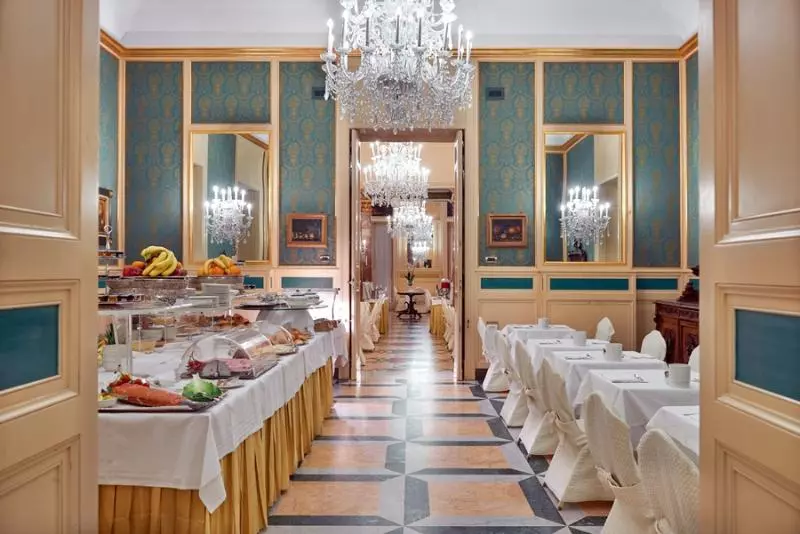 酒店 Eurostars Centrale Palace