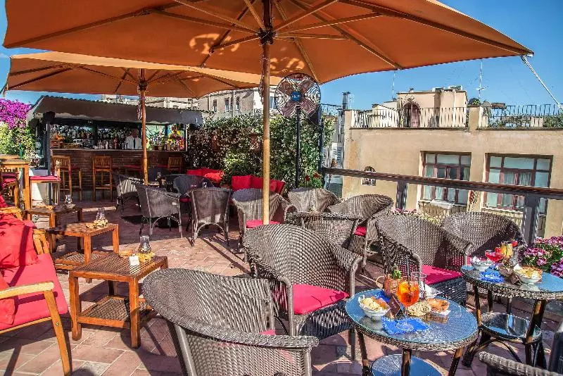 בית מלון כפרי Forum