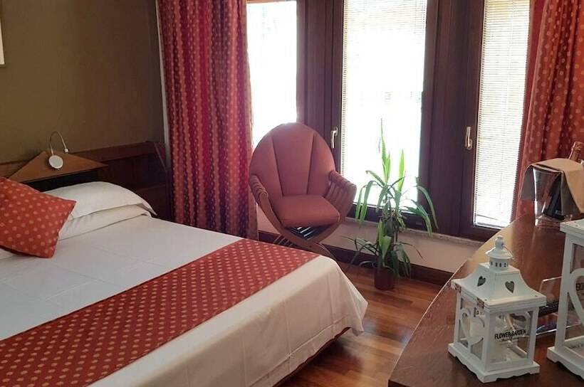 בית מלון כפרי Hr