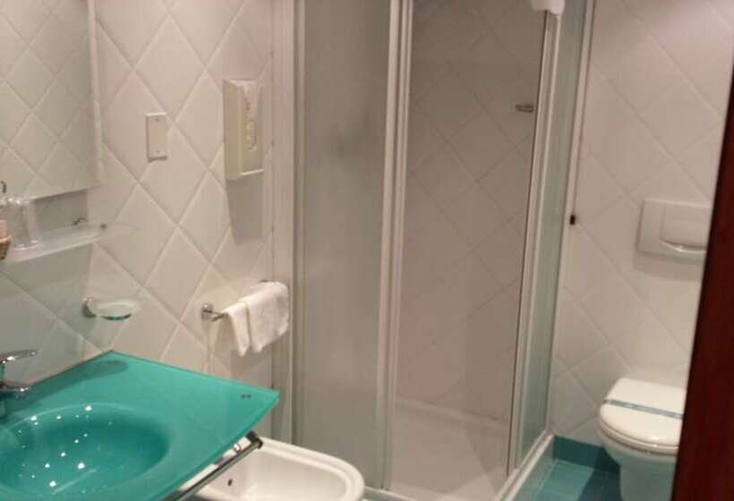 בית מלון כפרי Hr