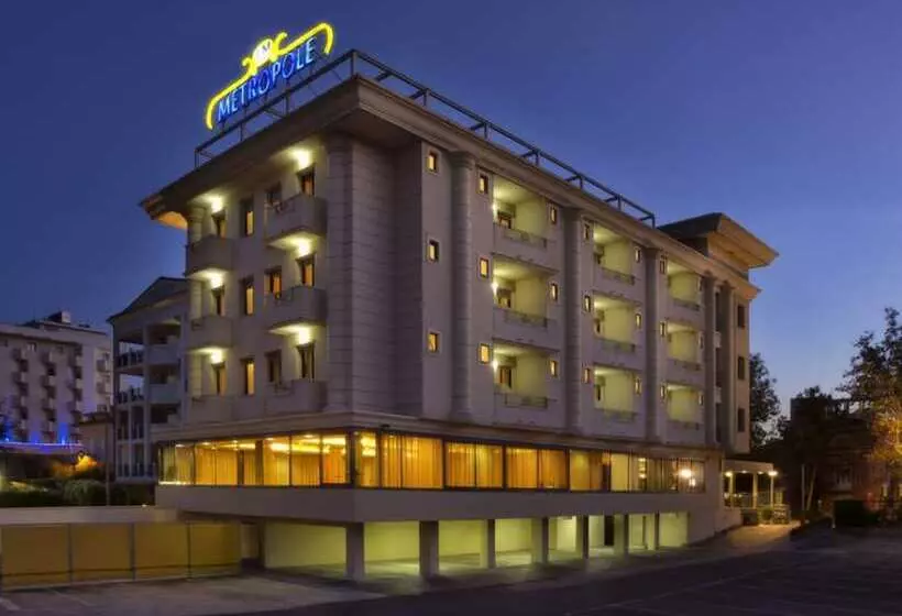 هتل Metropole