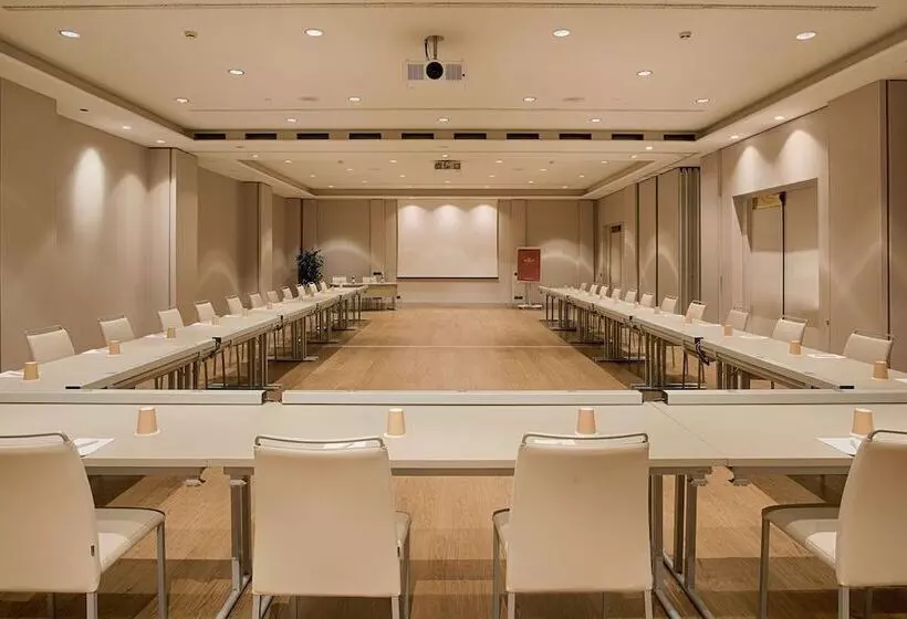 Hotel NH Collection Roma Centro