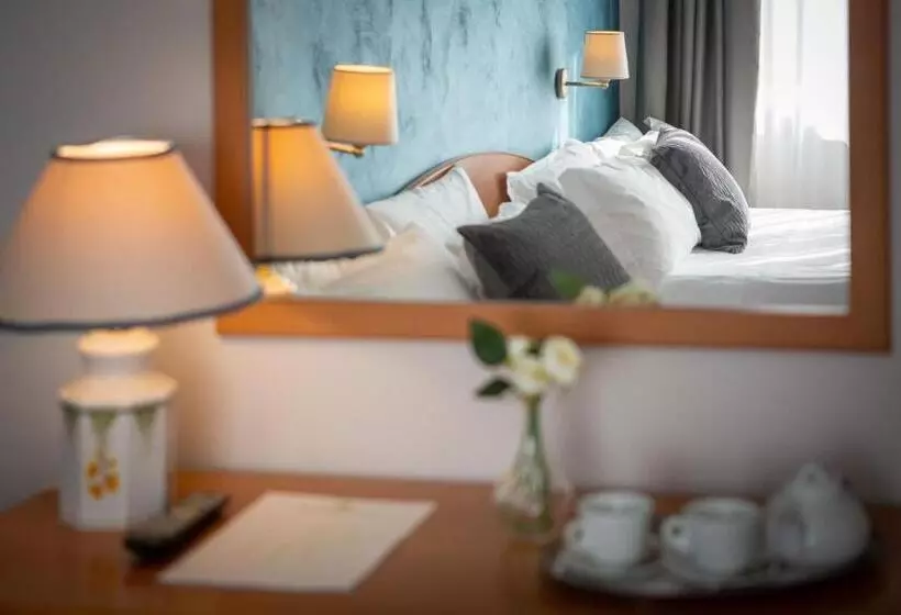 Hotel Palace Del Conero