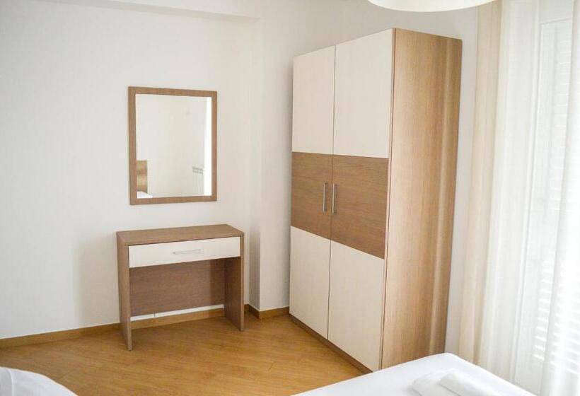 בית מלון כפרי Homiday   Residence K2