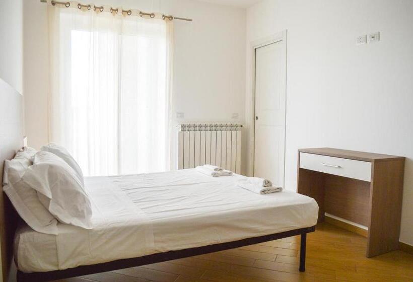 בית מלון כפרי Homiday   Residence K2