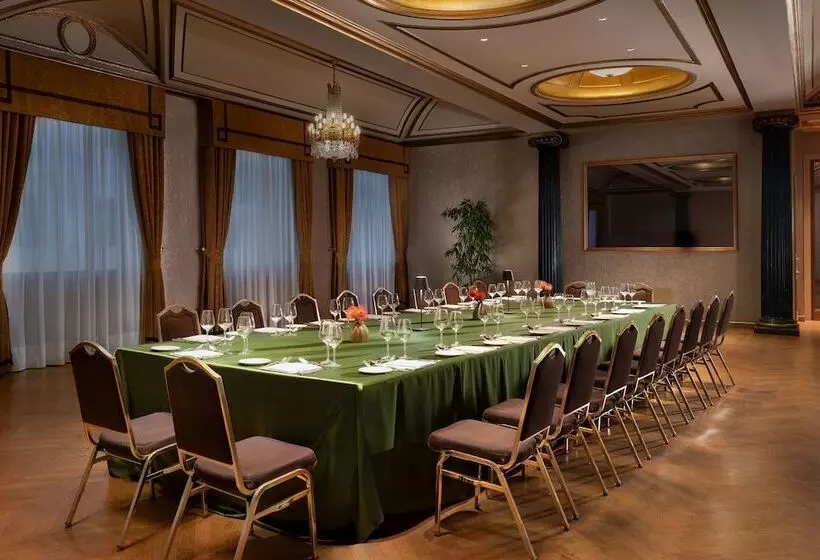 酒店 The Westin Palace, Milan