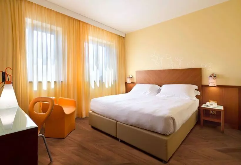 Unahotels Mediterraneo Milano