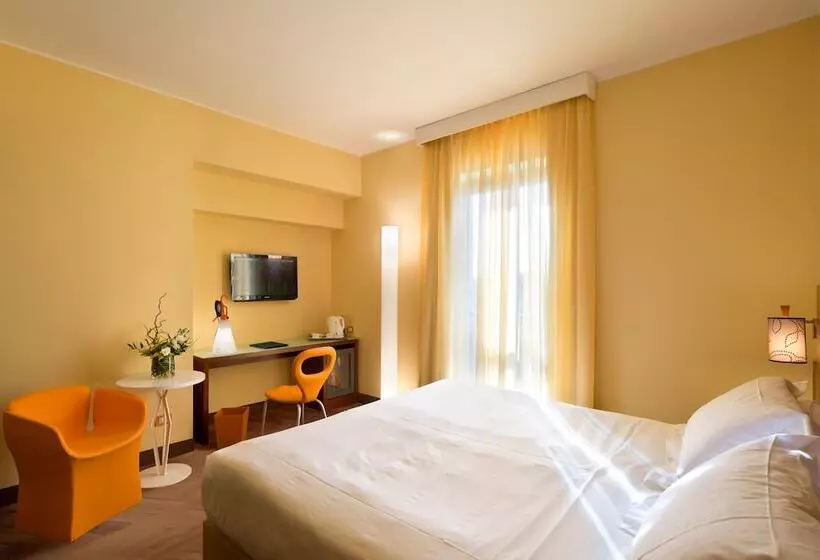 Unahotels Mediterraneo Milano