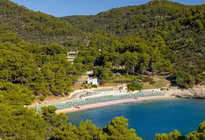 Pugnochiuso Resort Hotel Del Faro