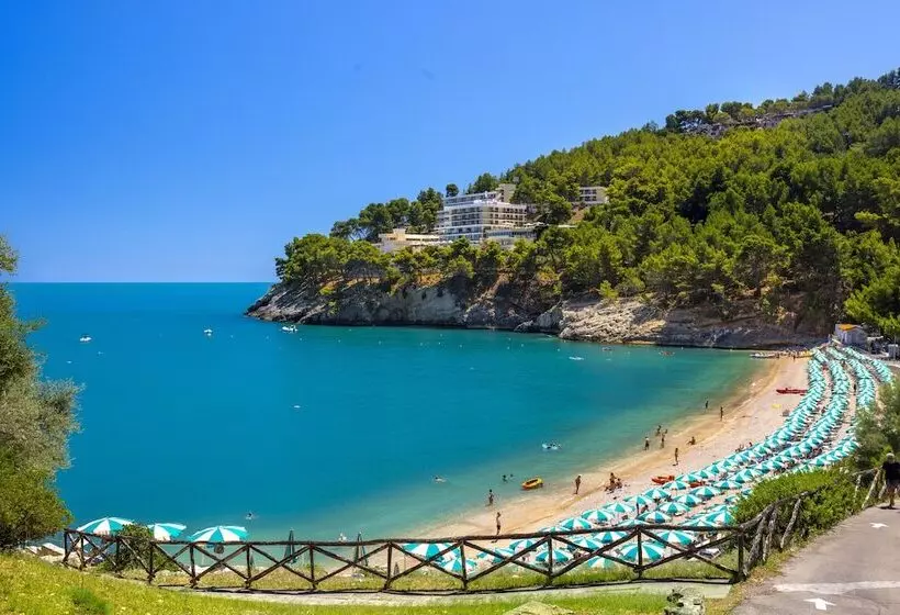 Pugnochiuso Resort Hotel Del Faro