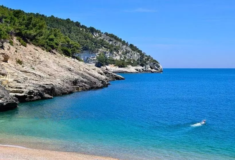 Pugnochiuso Resort Hotel Del Faro