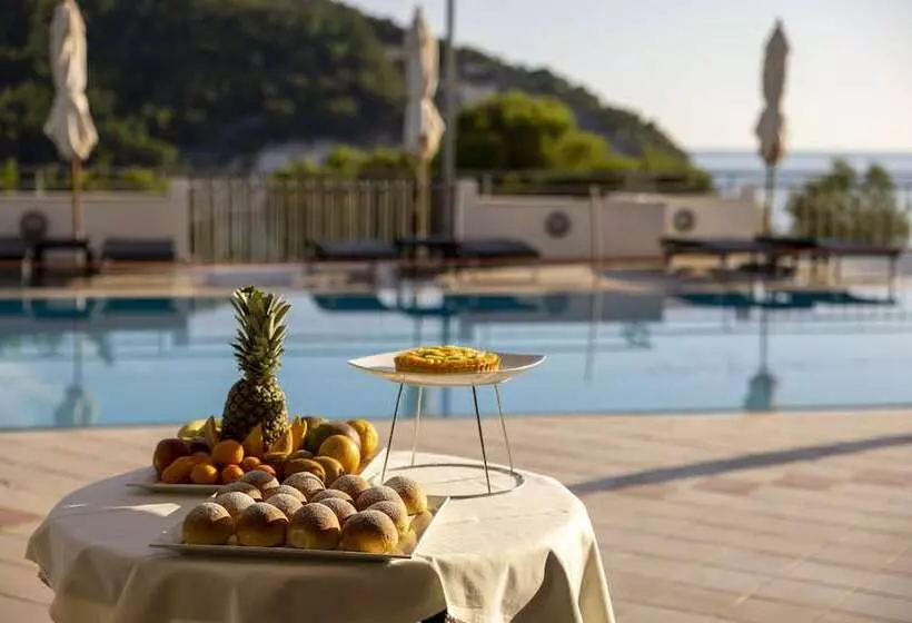 Pugnochiuso Resort Hotel Del Faro