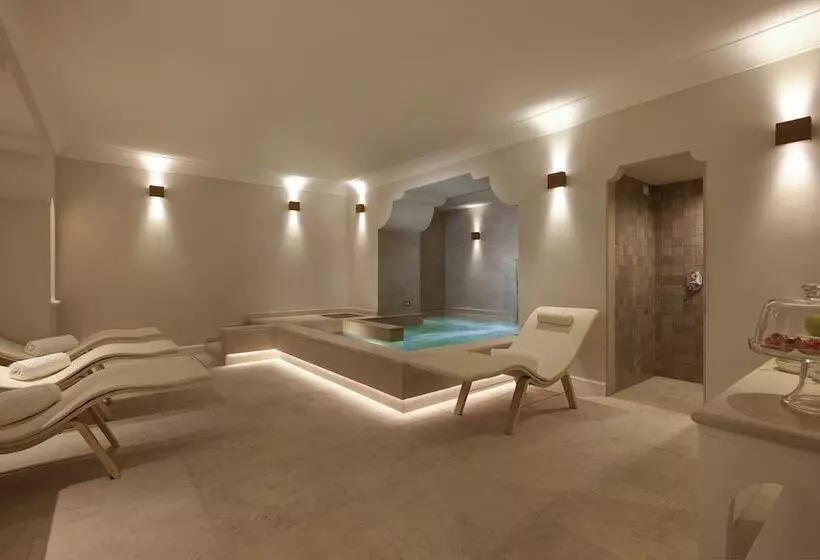 Grand Hotel De La Ville