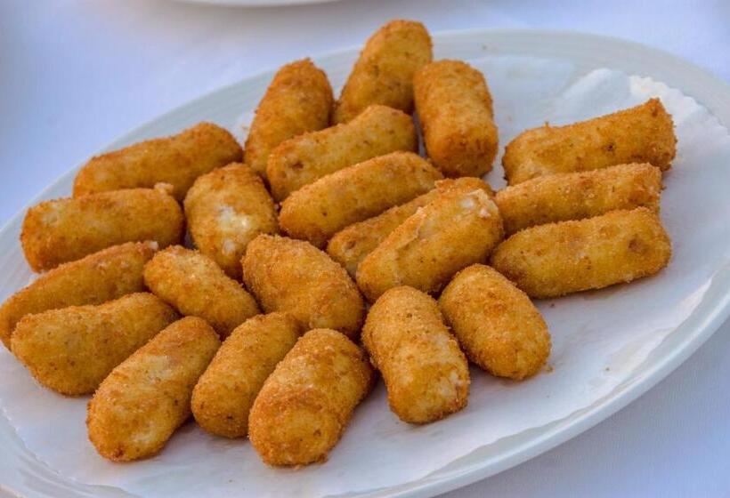 Grand Hotel Moon Valley