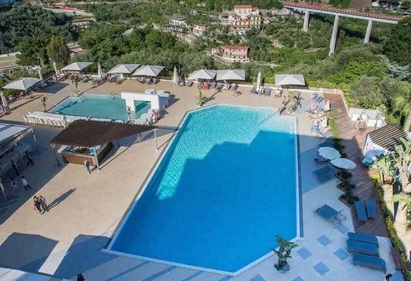 Grand Hotel Moon Valley