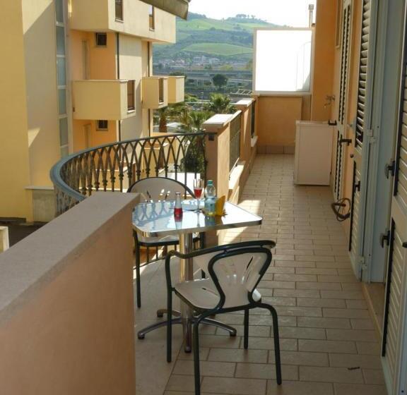 ホテル Beaurivage