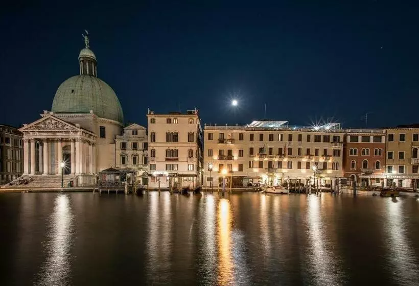 Hotel Carlton on The Grand Canal