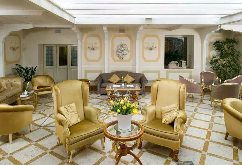 Hotel Carlton on The Grand Canal