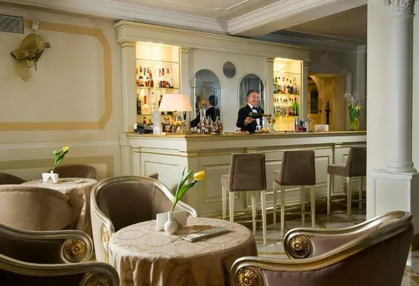 Hotel Carlton on The Grand Canal