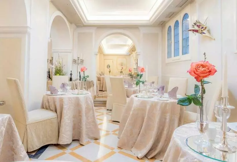 Hotel Carlton on The Grand Canal