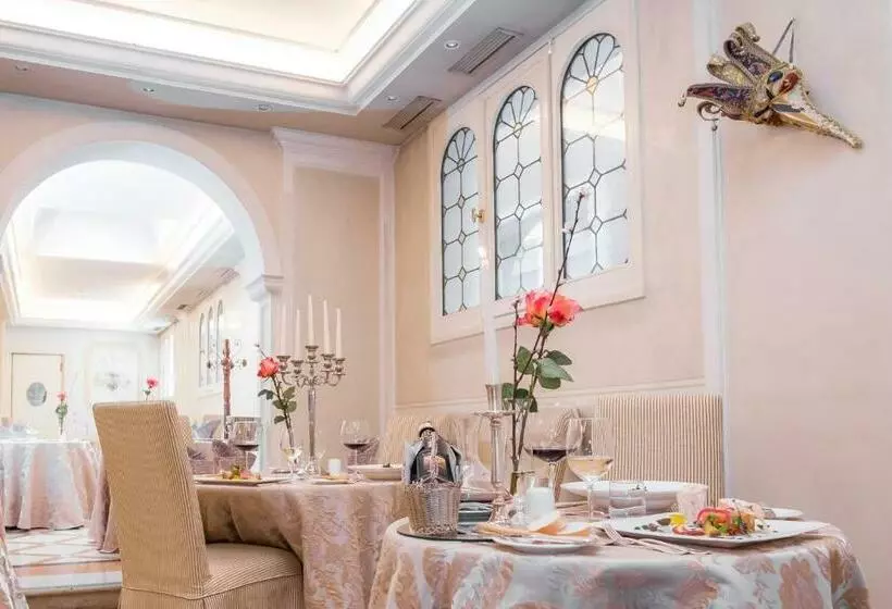 Hotel Carlton on The Grand Canal