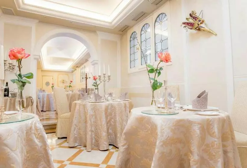 Hotel Carlton on The Grand Canal