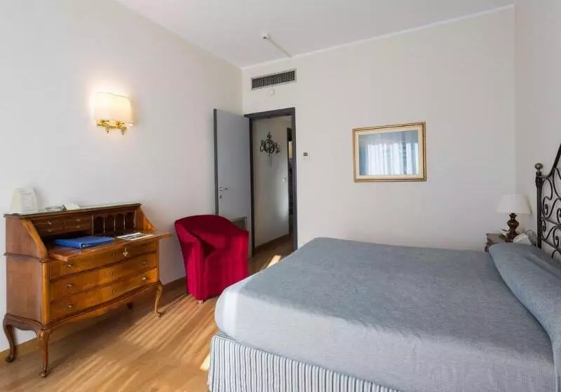 ホテル Continental