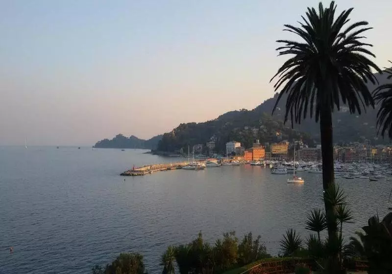 ホテル Continental