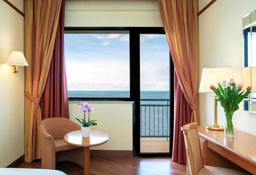 Hotel Delfino Taranto