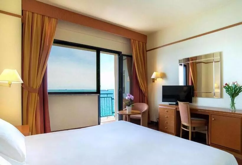 Hotel Delfino Taranto