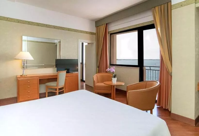 Hotel Delfino Taranto